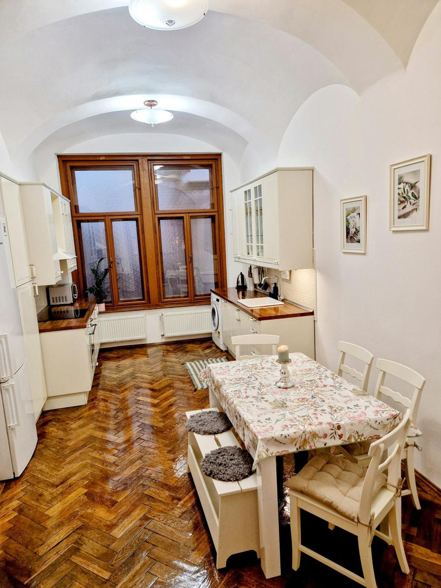 קושיצה Marina Old Town Apartment מראה חיצוני תמונה
